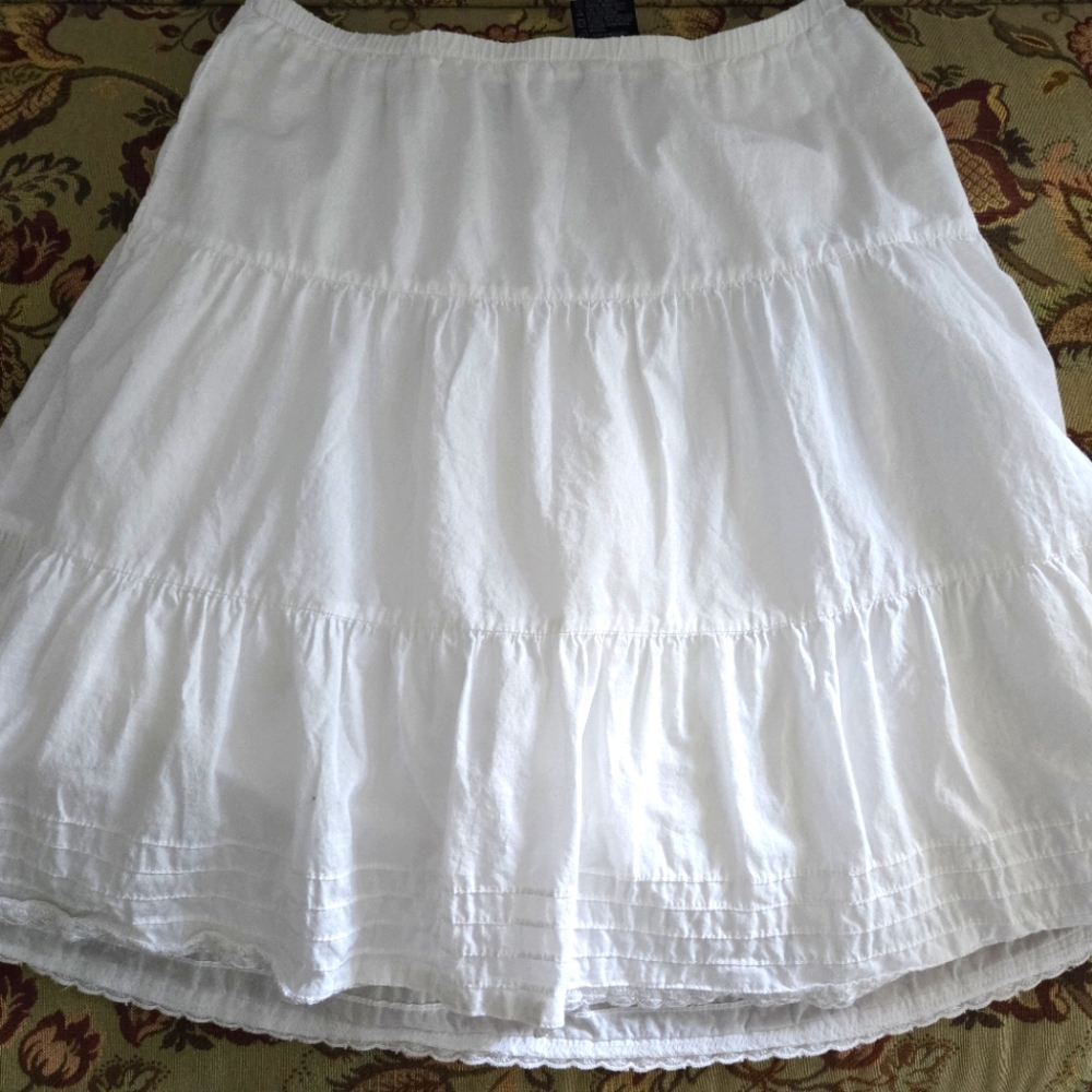 Girl's 100% cotton skirt